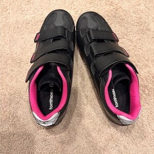 Tommaso Women's Black and Pink Cycling Shoes spd clips size 8